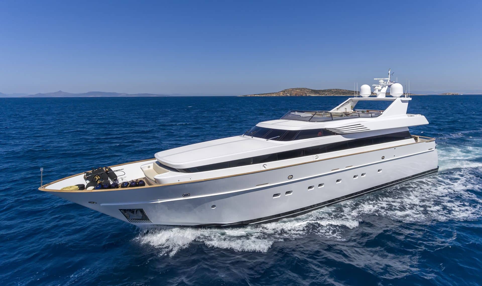 Yacht-charter-M-Y-ALEXIA-AV