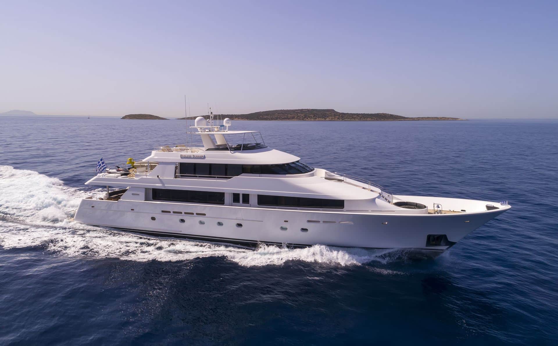 Yacht-charter-M-Y-ENDLESS-SUMMER