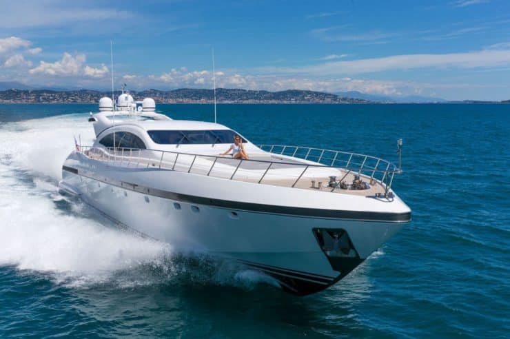 Yacht-charter-M-Y-LADY-B