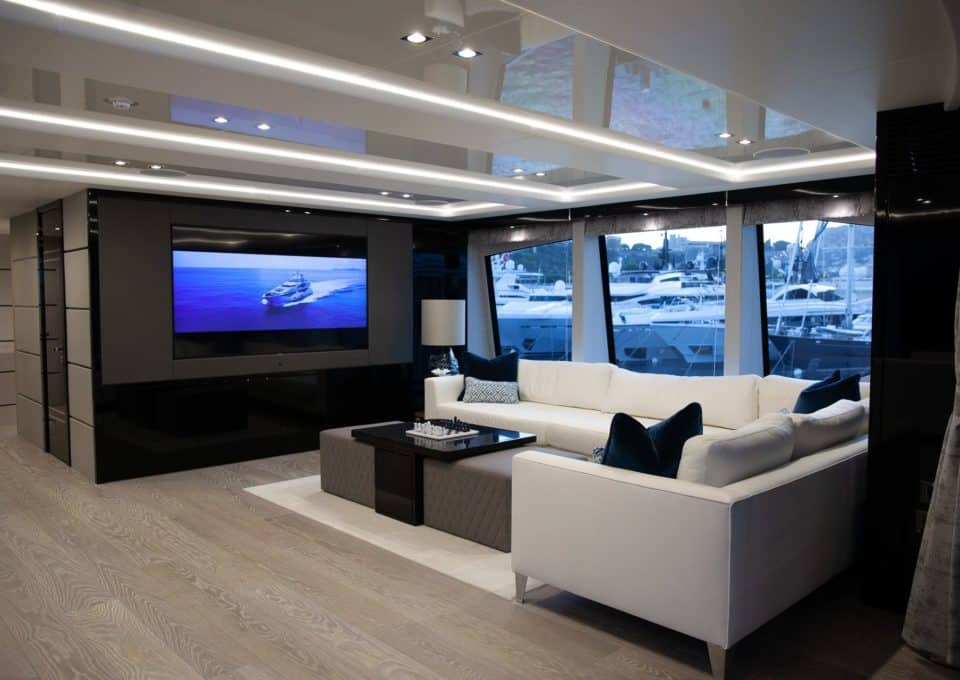 Yacht-charter-M-Y-SONISHI