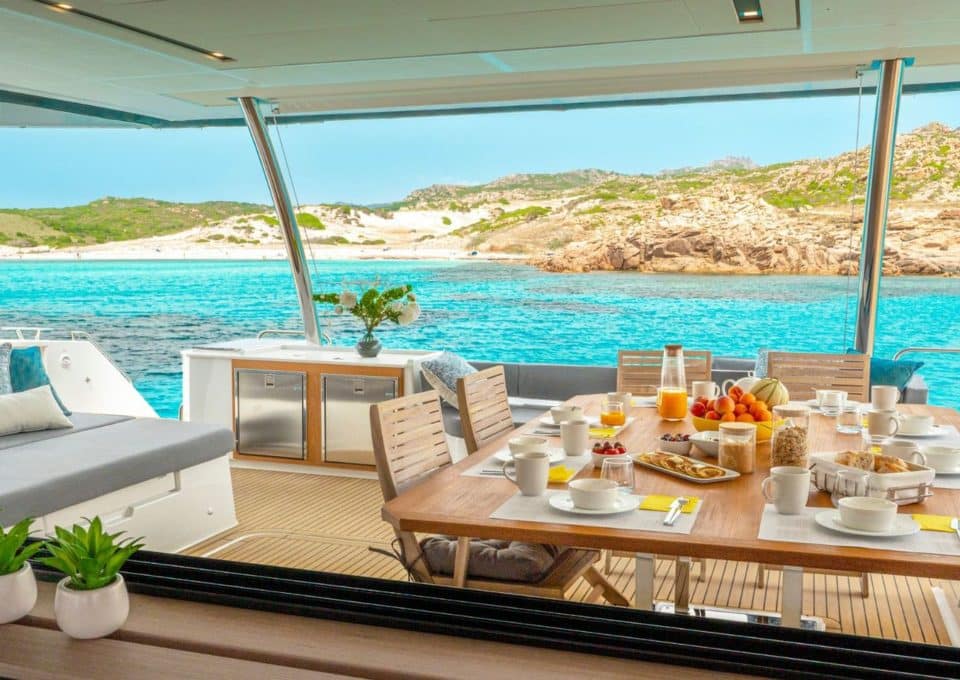 Yacht-charter-S-Y-Catamaran-SEMPER-FIDELIS