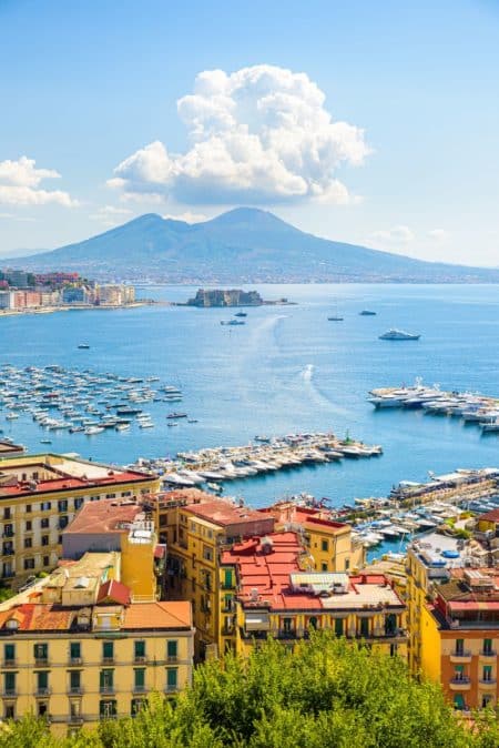 Naples luxury yacht charter