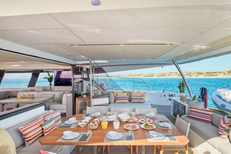 yacht-charter-m-y-alena