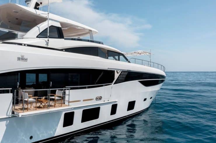 Yacht-charter-M-Y-RIVIERA-LIVING