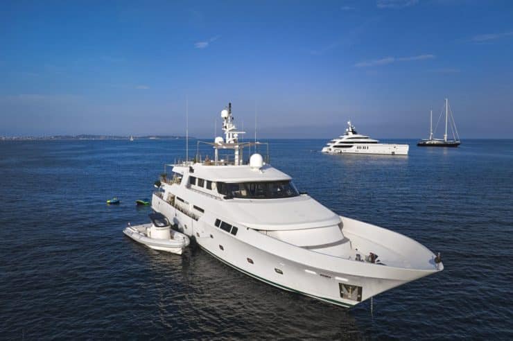 M/Y SENSEI | Charter with Arthaud Yachting