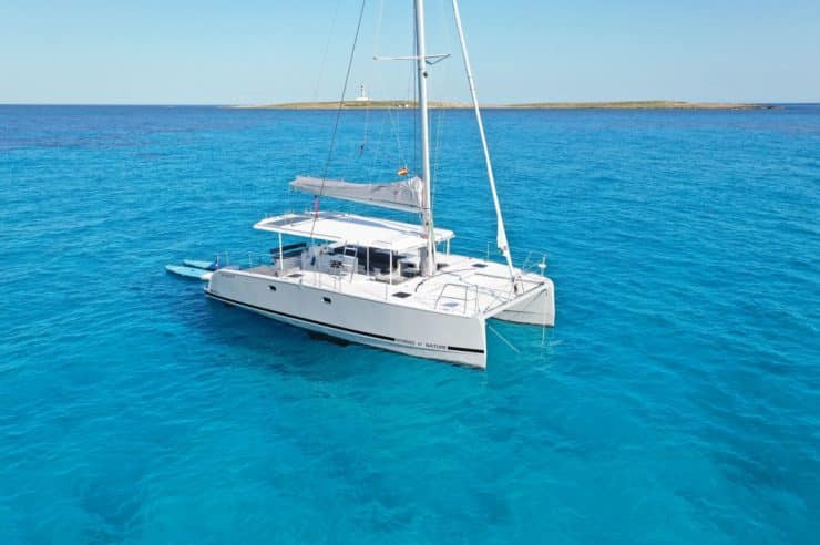 day-charter-rental-maxi-catamaran-m-y-eco-cat