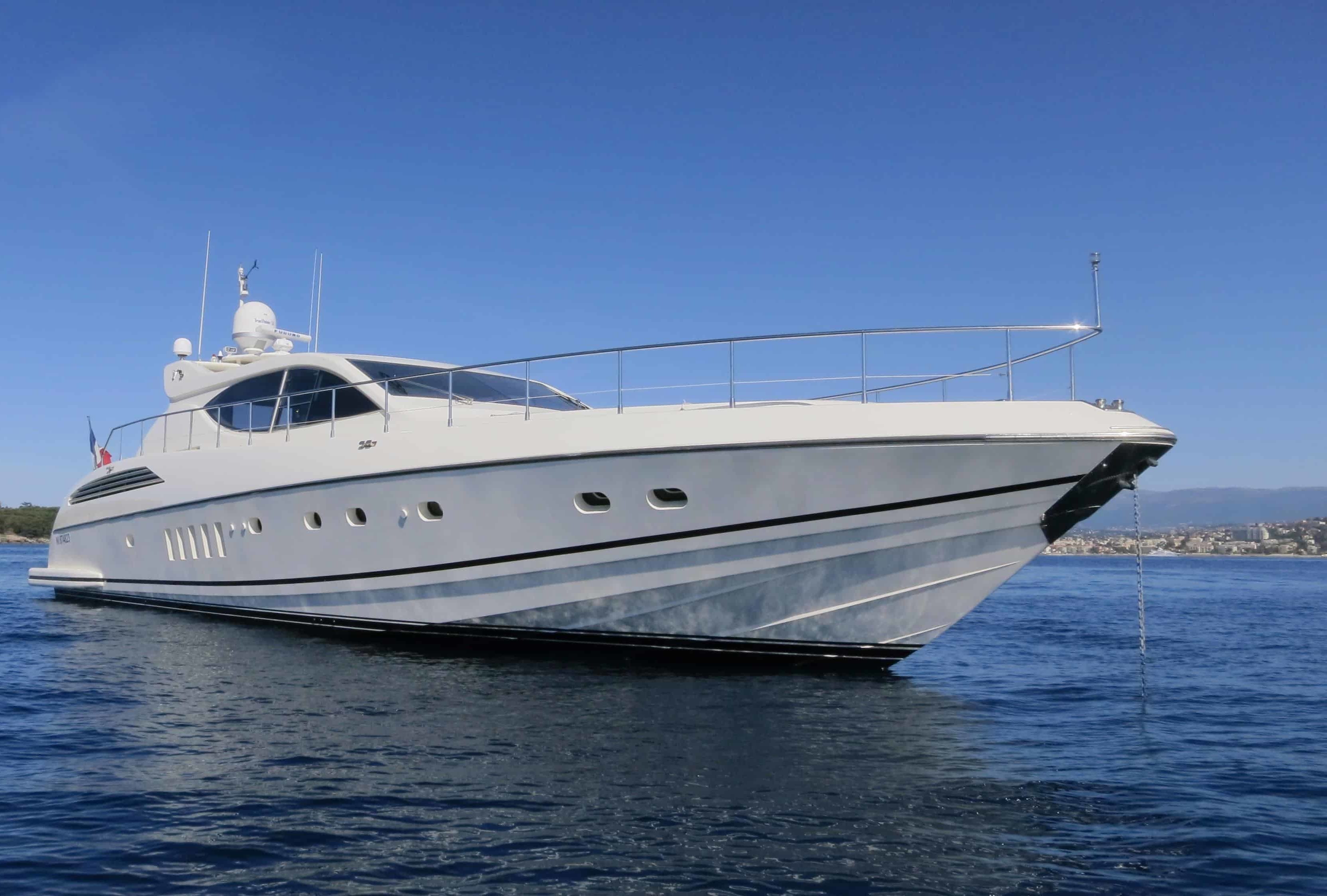 Yacht-charter-M-Y-CRISTAL-1.