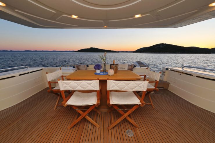 Yacht-charter-M-Y-DOMINIQUE