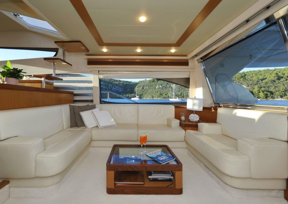 Yacht-charter-M-Y-DOMINIQUE