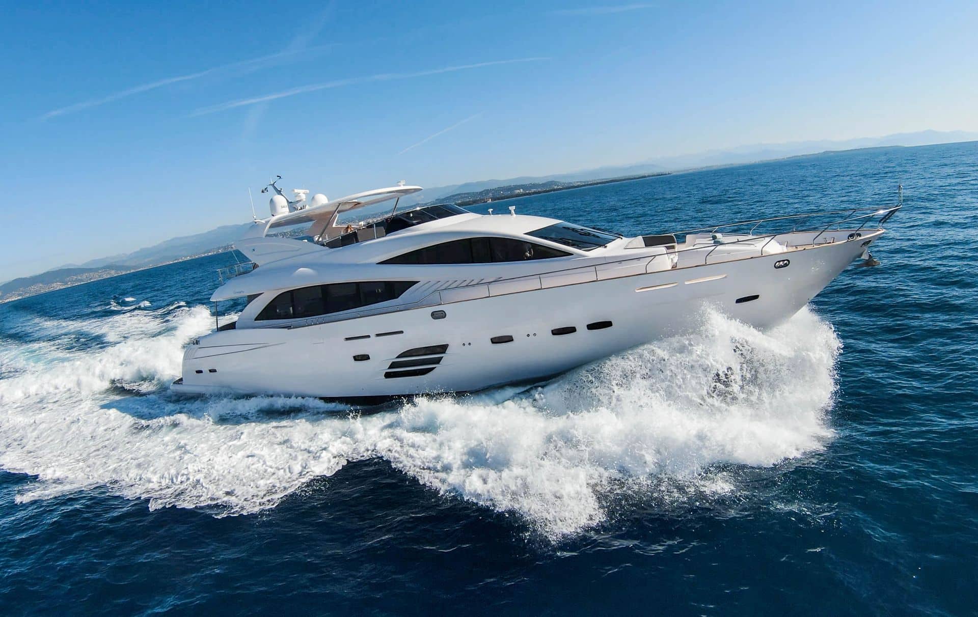 Yacht-charter-M-Y-SKYRA-INTEGRITY