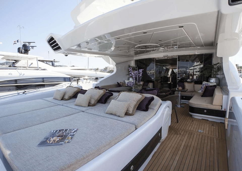 Yacht-charter-M-Y-VOYAGE