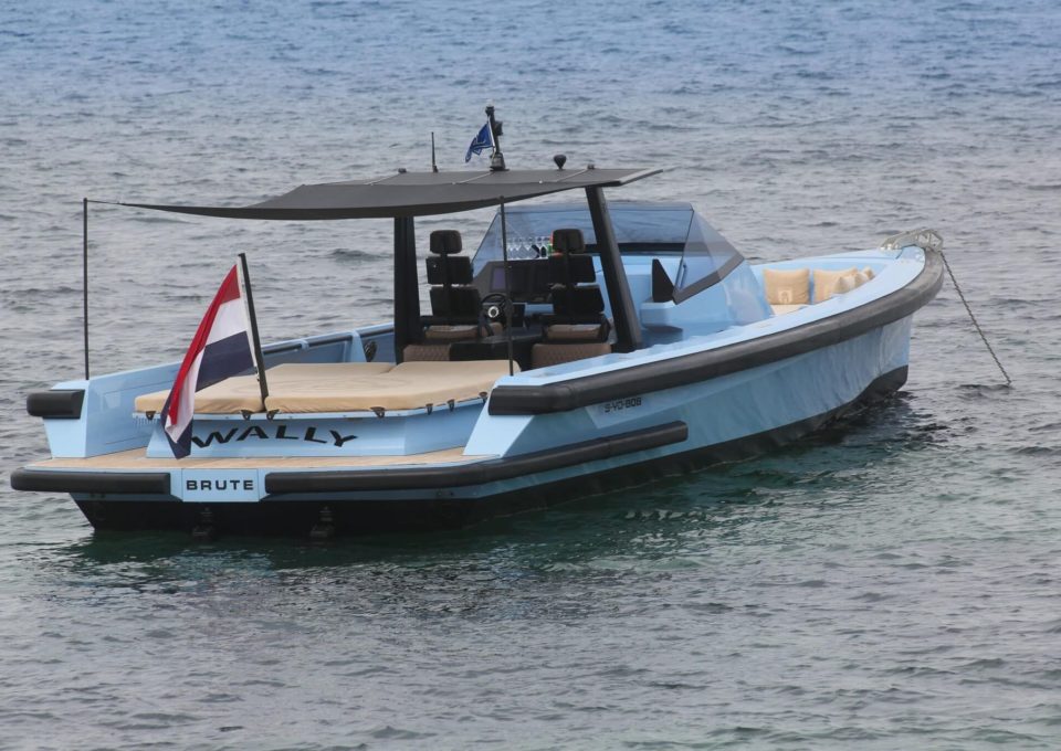 Yacht-charter- Wally 45 tender