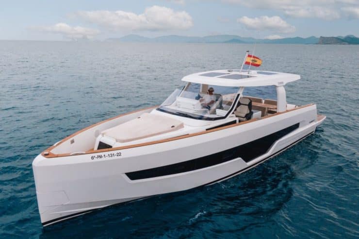 day-charter-yacht-rental-my-fjord-41-xl