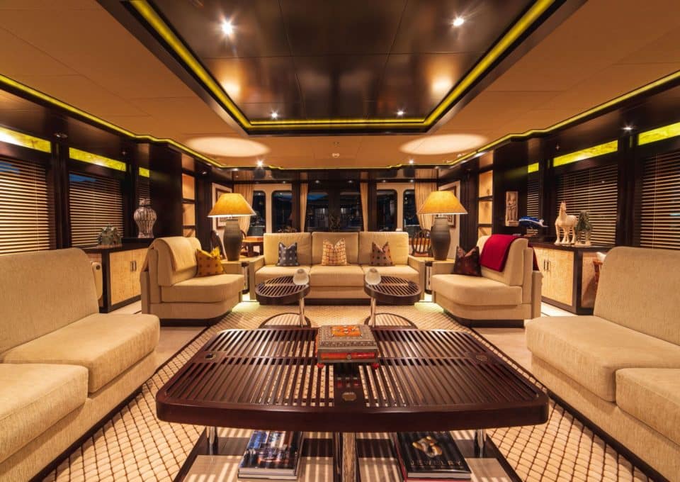 Yacht-charter-TRIDENT