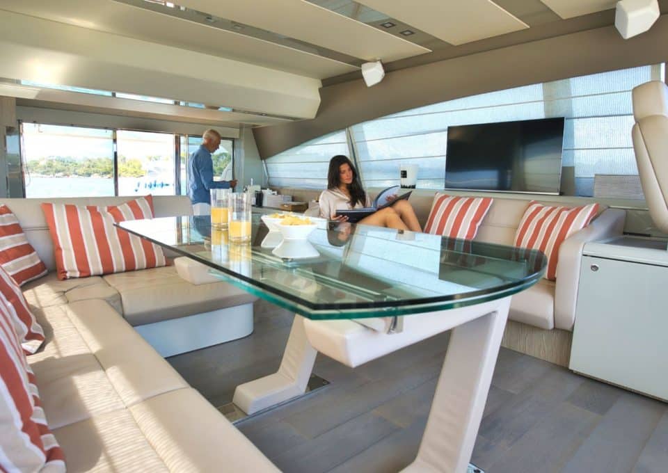 Yacht-charter-BELLE PLAGE