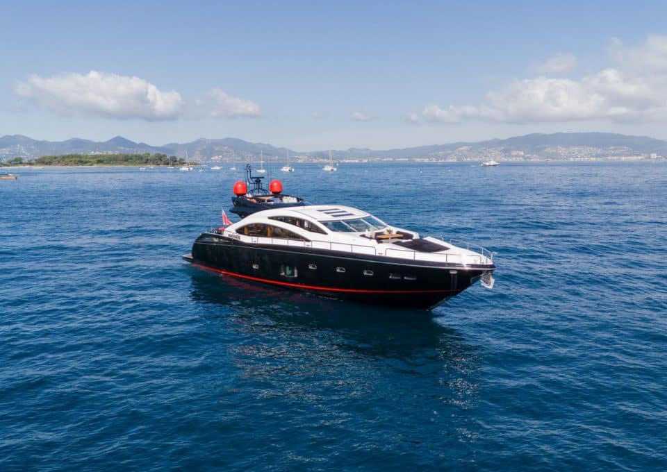 Yacht-charter-PALUMBA-SUNSEEKER-PREDATOR-84_23