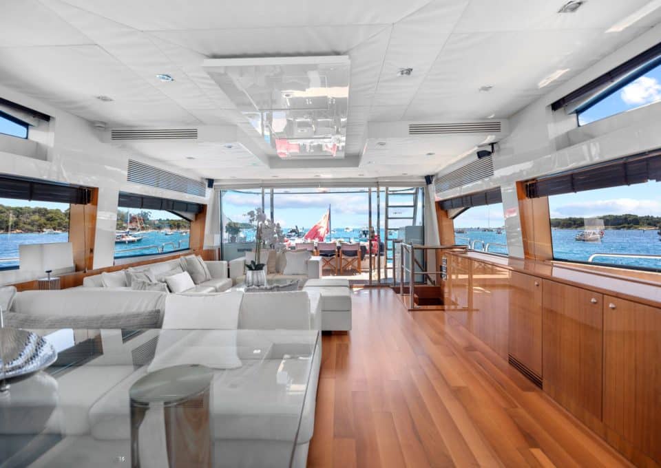 Yacht-charter-PALUMBA-SUNSEEKER-PREDATOR-84_23