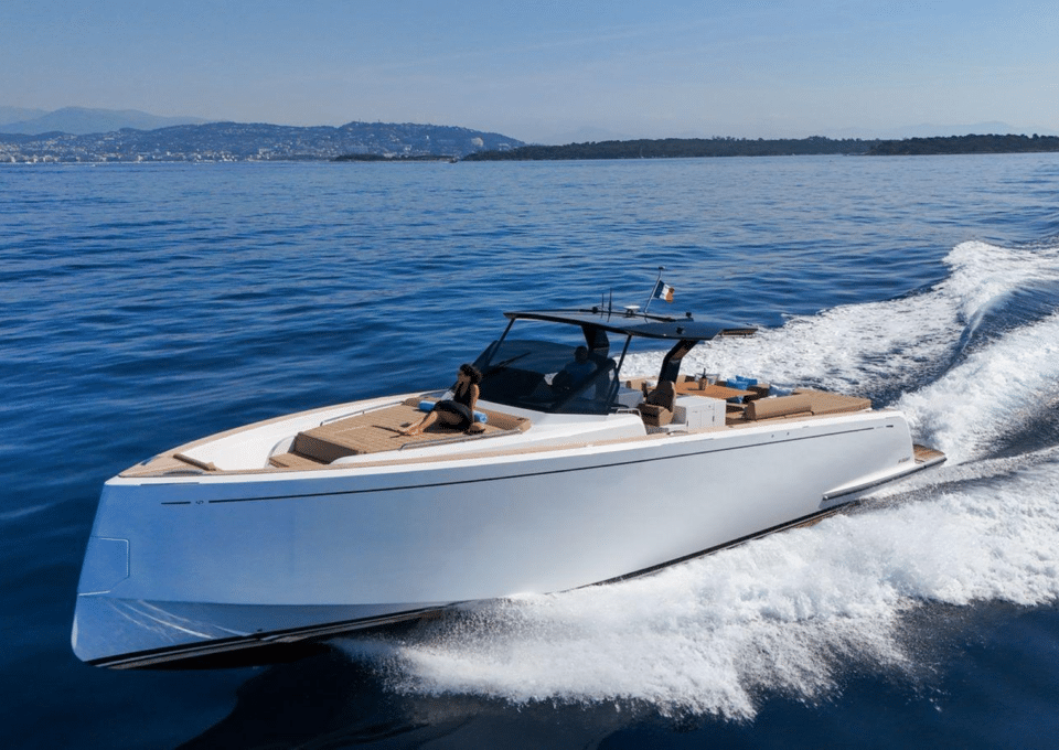 day-charter-rental-m-y-pardo-50-white