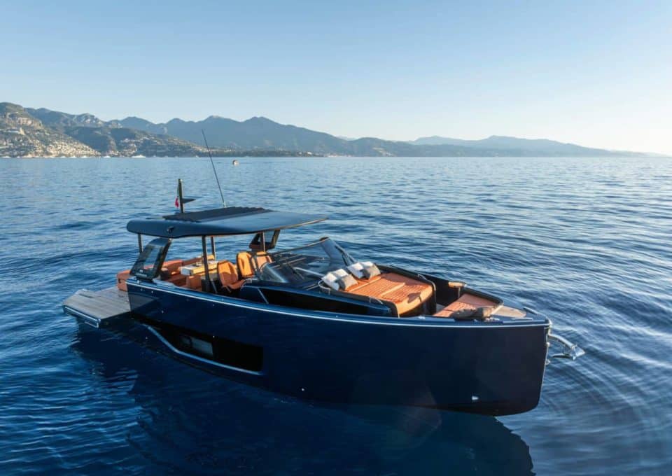 day-charter-rental-m-y-cranchi-46