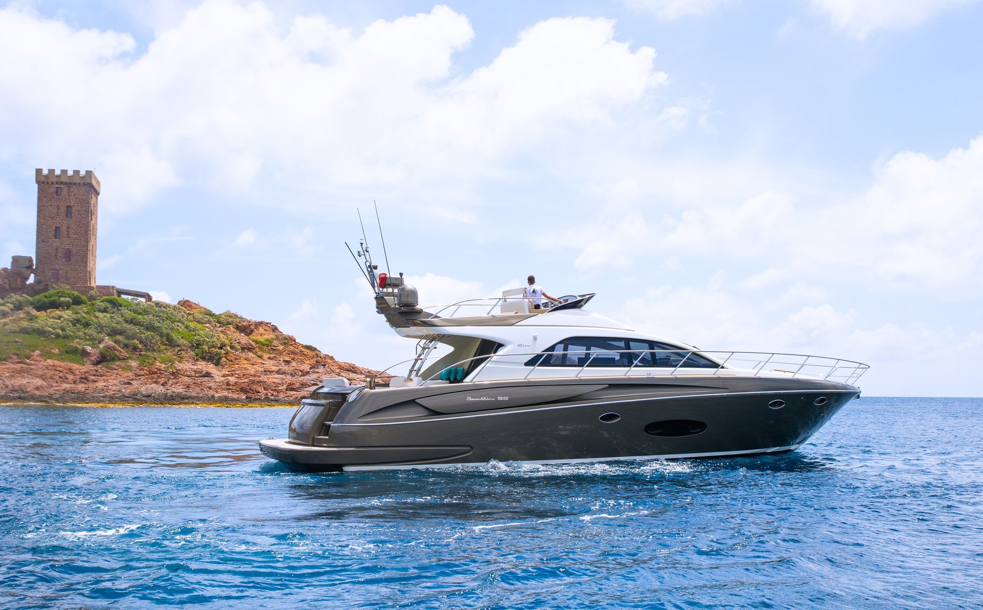 day-charter-rental-m-y-sportriva-56