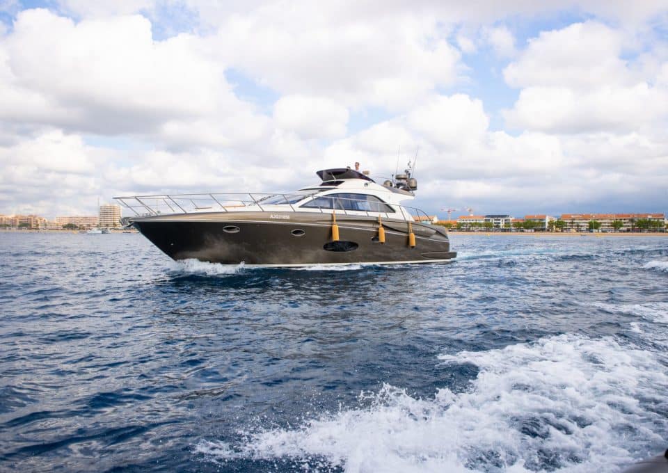 day-charter-rental-m-y-sportriva-56