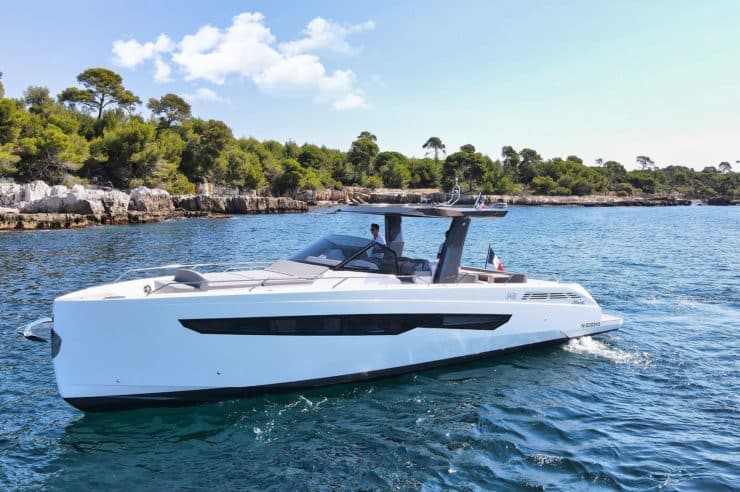 day-charter-rental-m-y-fiart-43