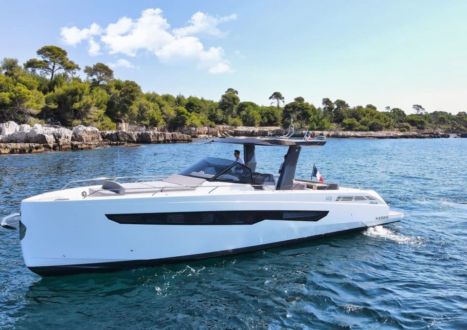 day-charter-rental-m-y-fiart-43