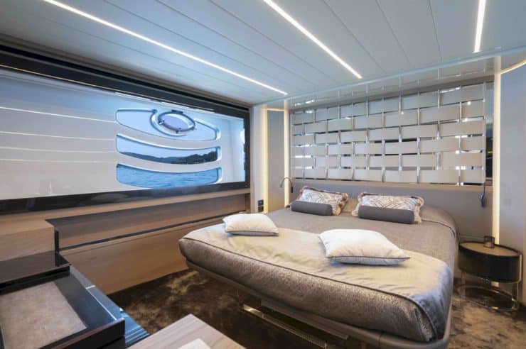 day-charter-yacht-rental-m-y-Pershing_70