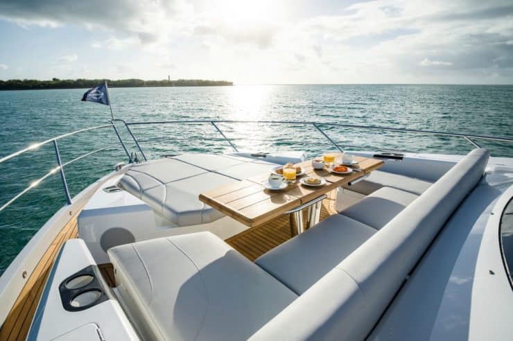 day-charter-yacht-rental-m-y-sunseeker_manhattan_68