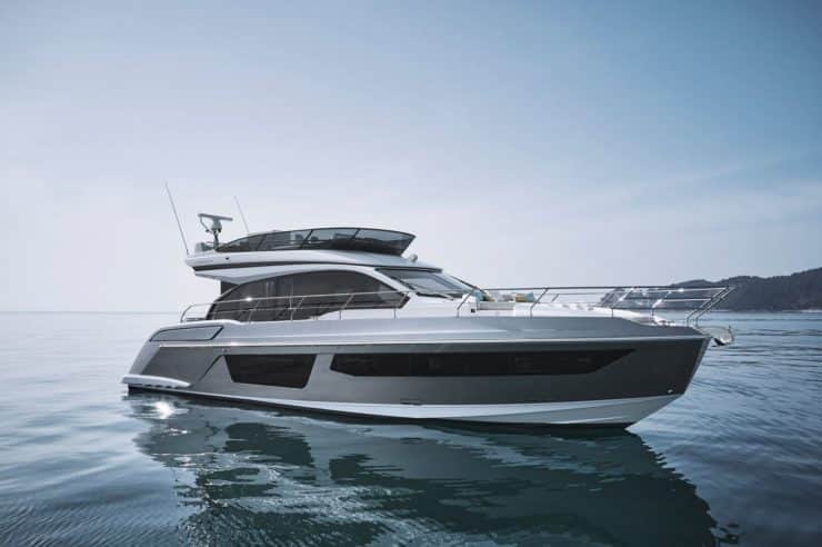 day-charter-yacht-rental-m-y-Azimut_53_Fly