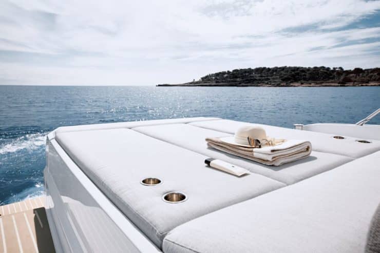 day-charter-yacht-rental-m-y-Azimut_Atlantis_51