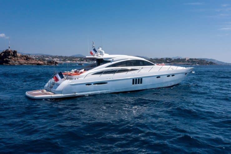 day-charter-yacht-rental-m-y-Princess_V70