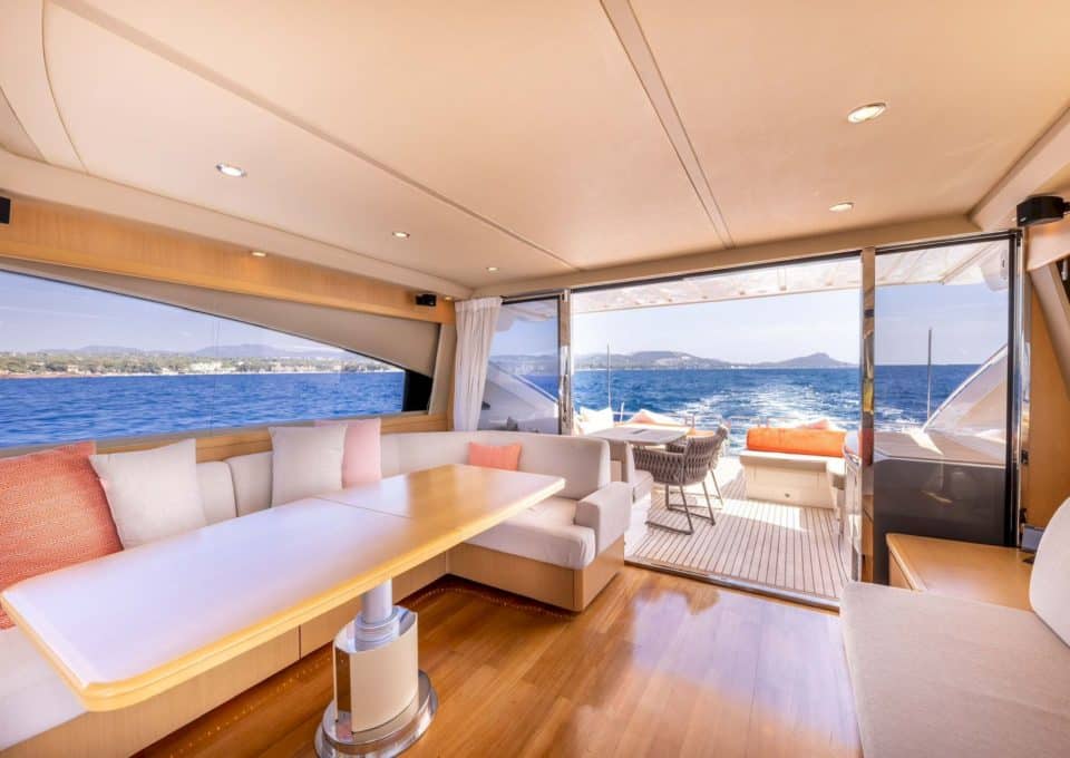 day-charter-yacht-rental-m-y-Princess_V70