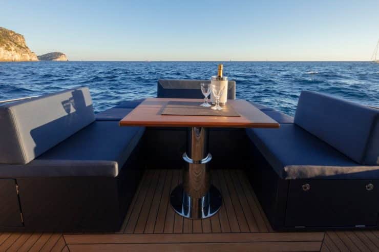 day-charter-yacht-rental-m-y-Solaris_48