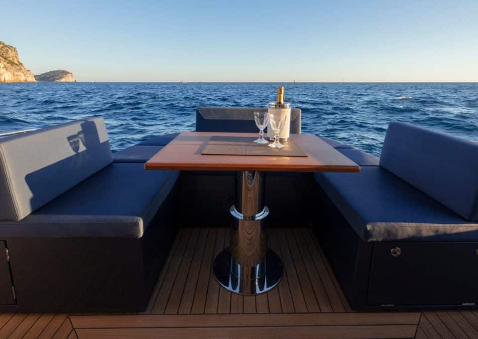 day-charter-yacht-rental-m-y-Solaris_48