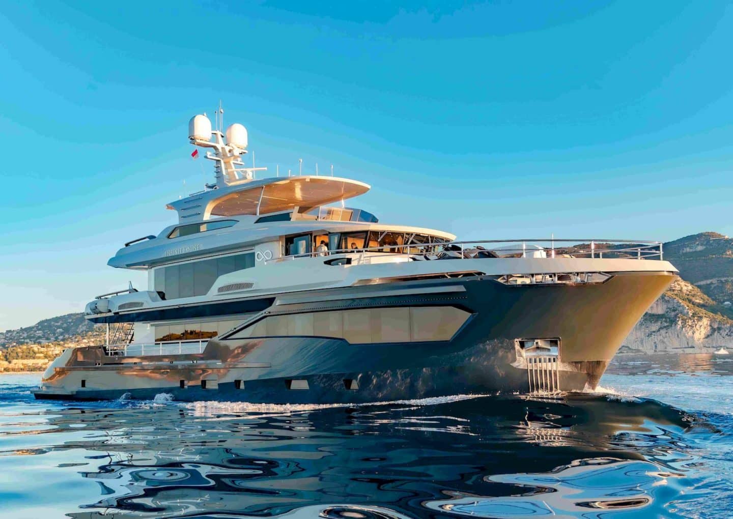 yacht-charter-rental-m-y-infinity-nine