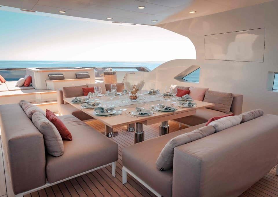 yacht-charter-rental-m-y-infinity-nine