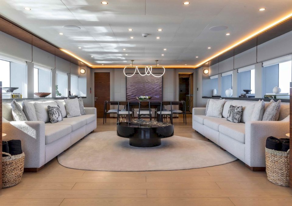 yacht-charter-rental-m-y-infinity-nine