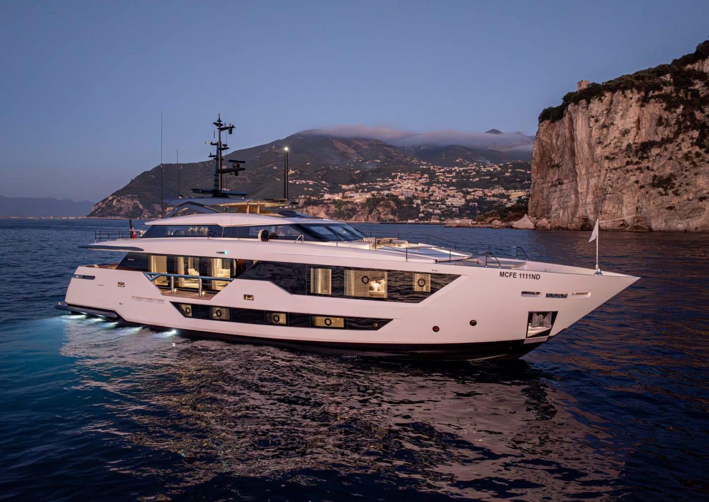 yacht-charter-rental-m-y-marican-forever