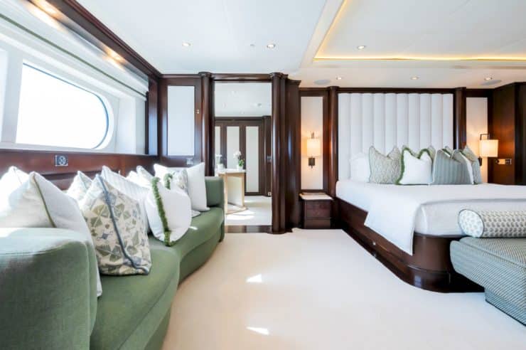 yacht-charter-rental-m-y-maximilian-mmiv