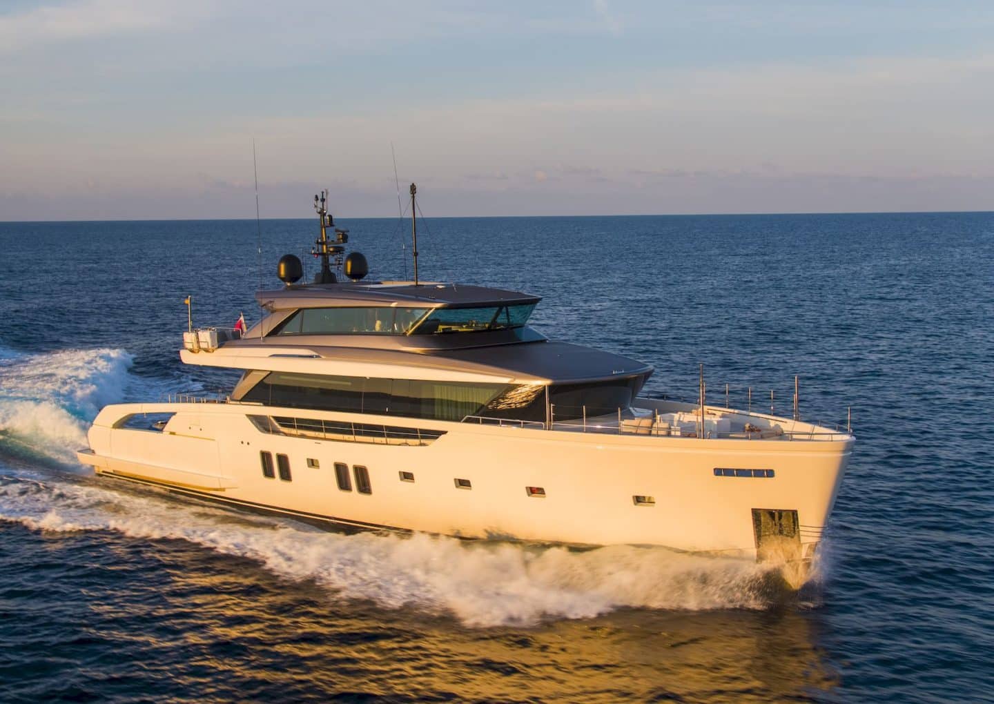 yacht-charter-rental-m-y-on-time