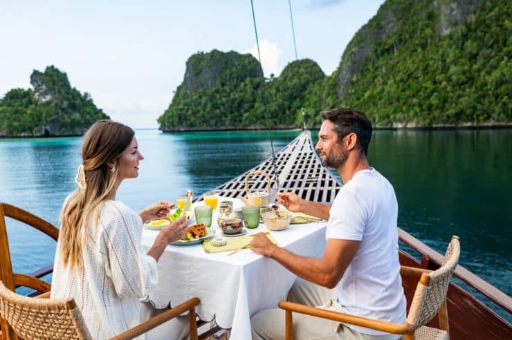 Yacht-charter-SEQUOIA