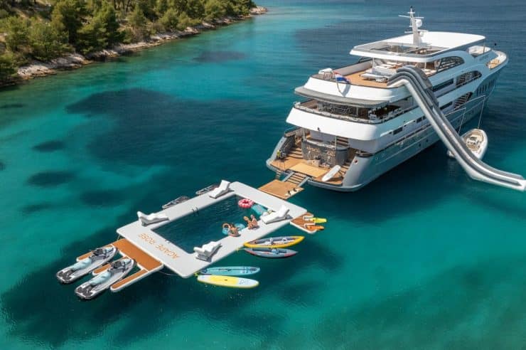 yacht-charter-rental-m-y-agape_rose