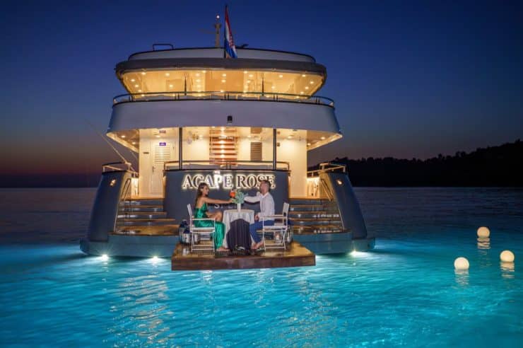 yacht-charter-rental-m-y-agape_rose