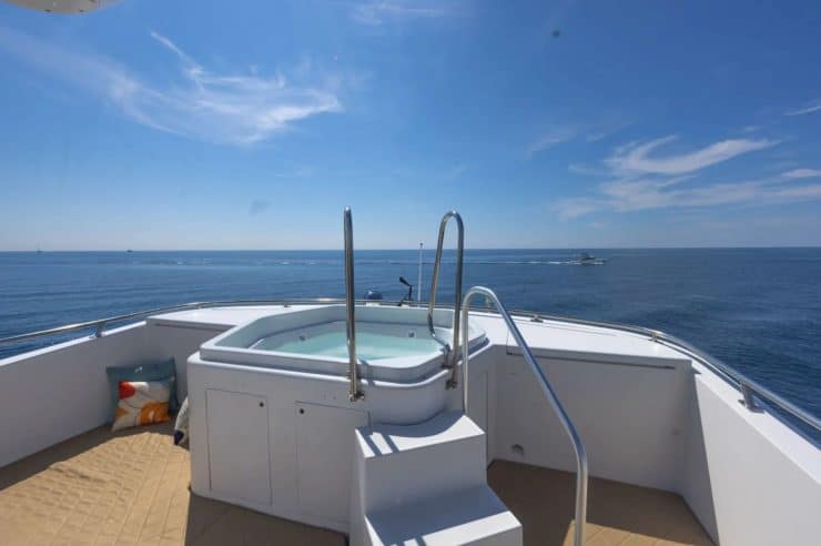 yacht-charter-rental-m-y-eva