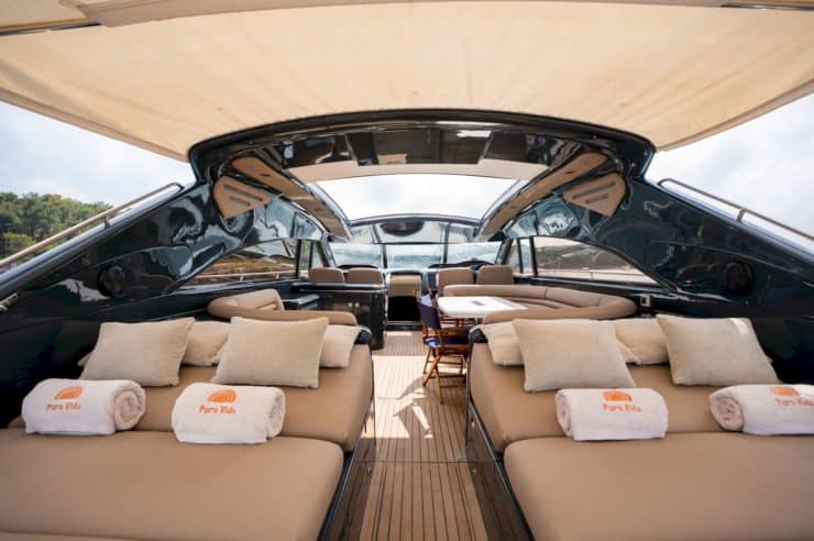 yacht-charter-rental-m-y-pura_vida