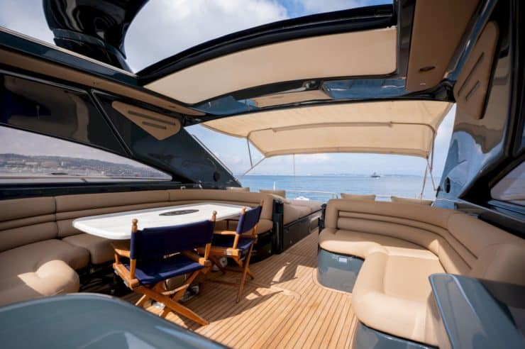 yacht-charter-rental-m-y-pura_vida