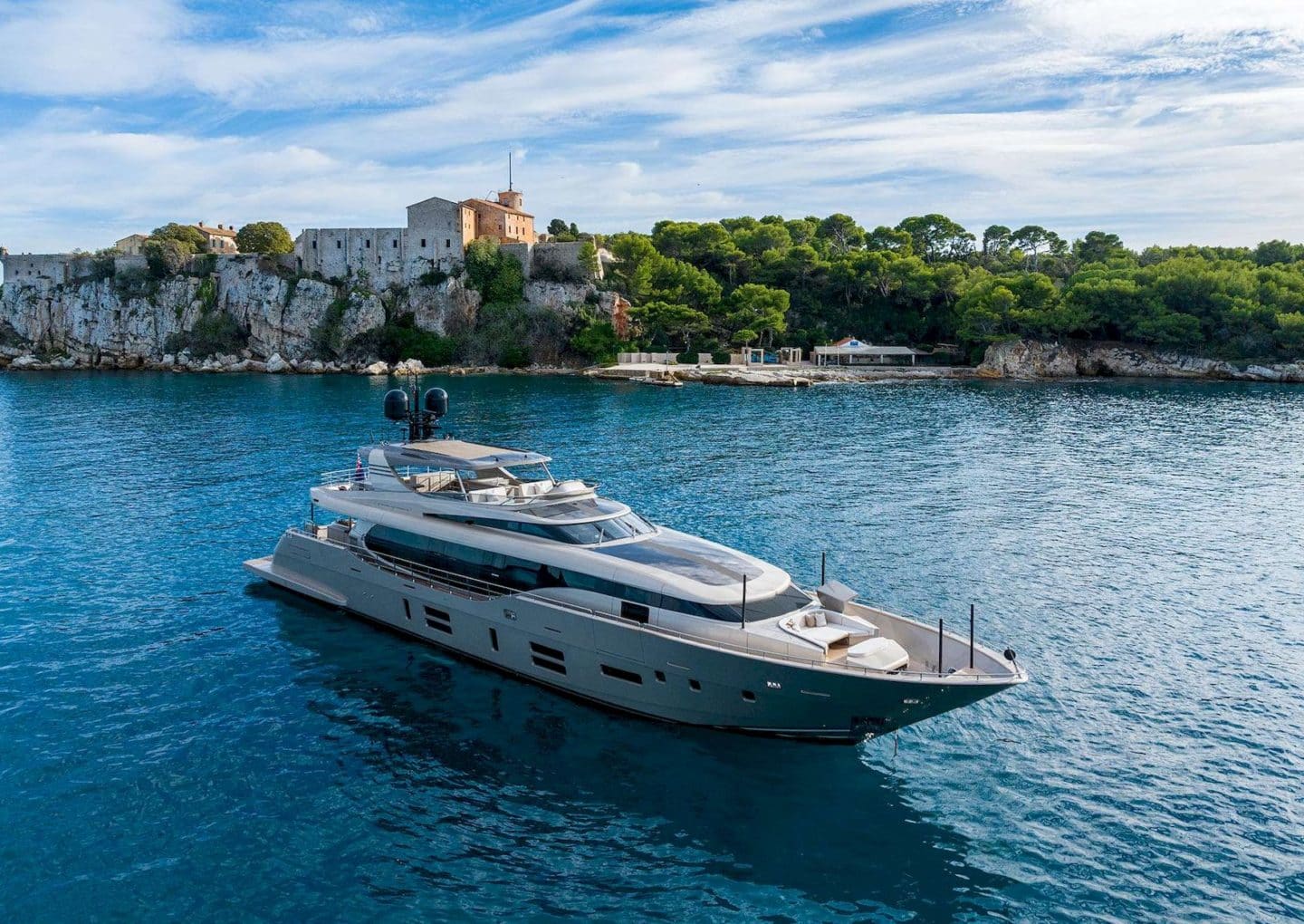 M/Y THE PALM | Charter with Arthaud Yachting yacht-charter-m-y-the-palm