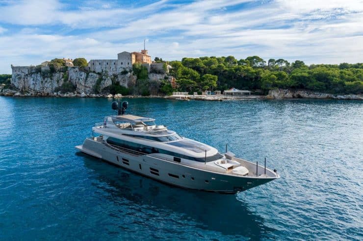 yacht-charter-m-y-the-palm