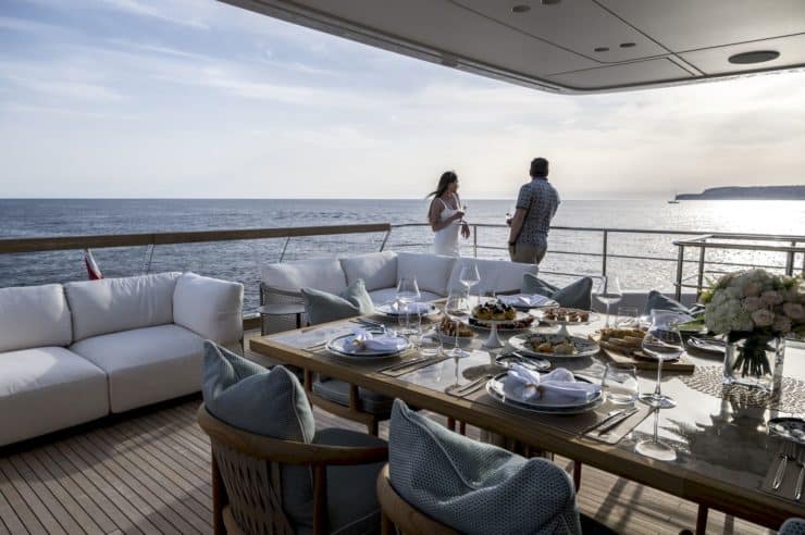 yacht-charter-m-y-unique-s